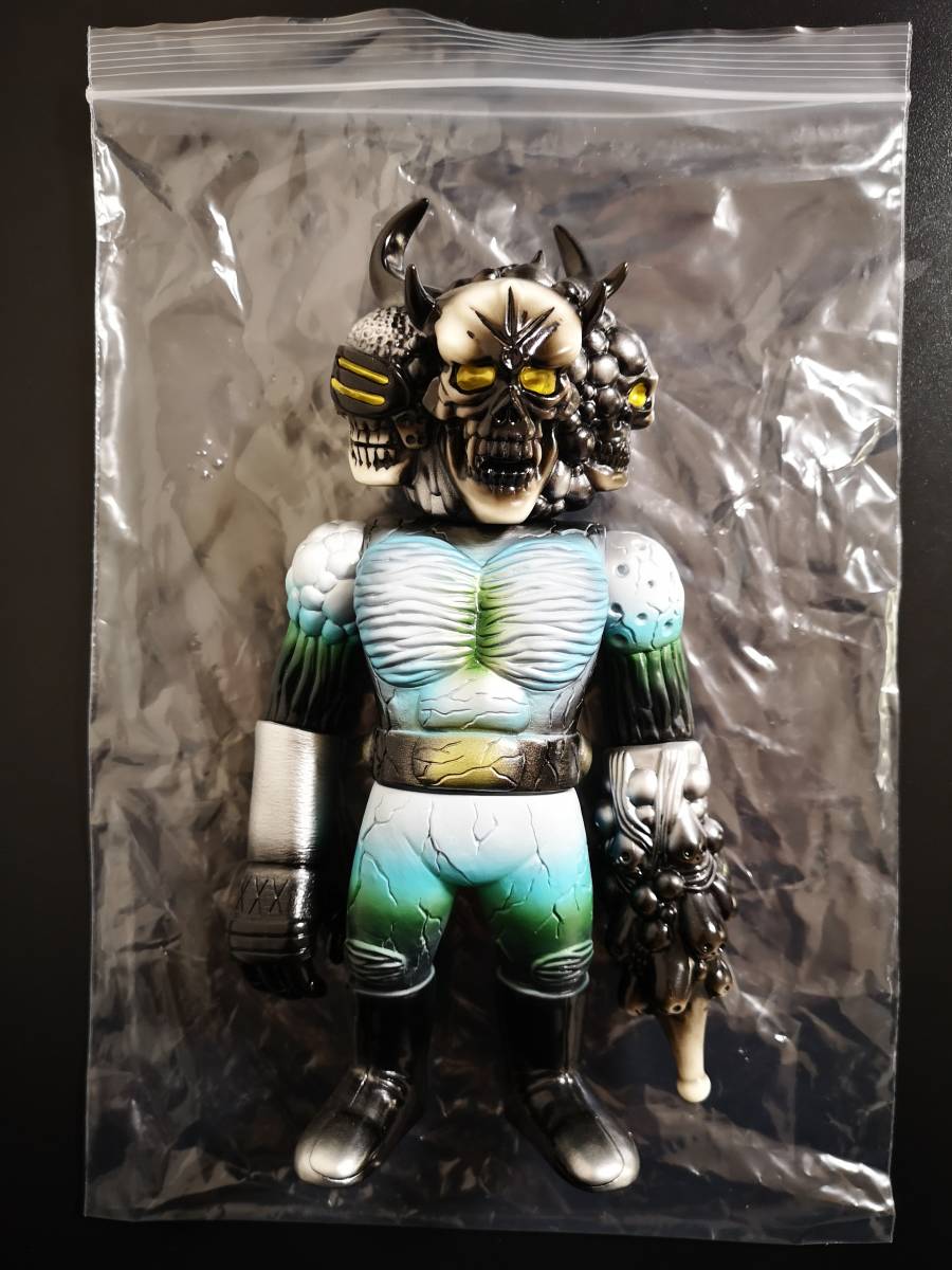REAL HEAD SKULL TOYS ドクロックスマン ソフビ 黒成型 リアル REAL HEAD SKULL TOYS ドクロックスマン ソフビ 黒成型 リアル