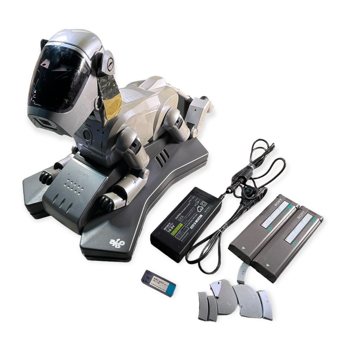 AIBO アイボ ERS-111 中古品 Yahoo!オークション - 充電確認済み AIBO アイボ SONY ERS-111