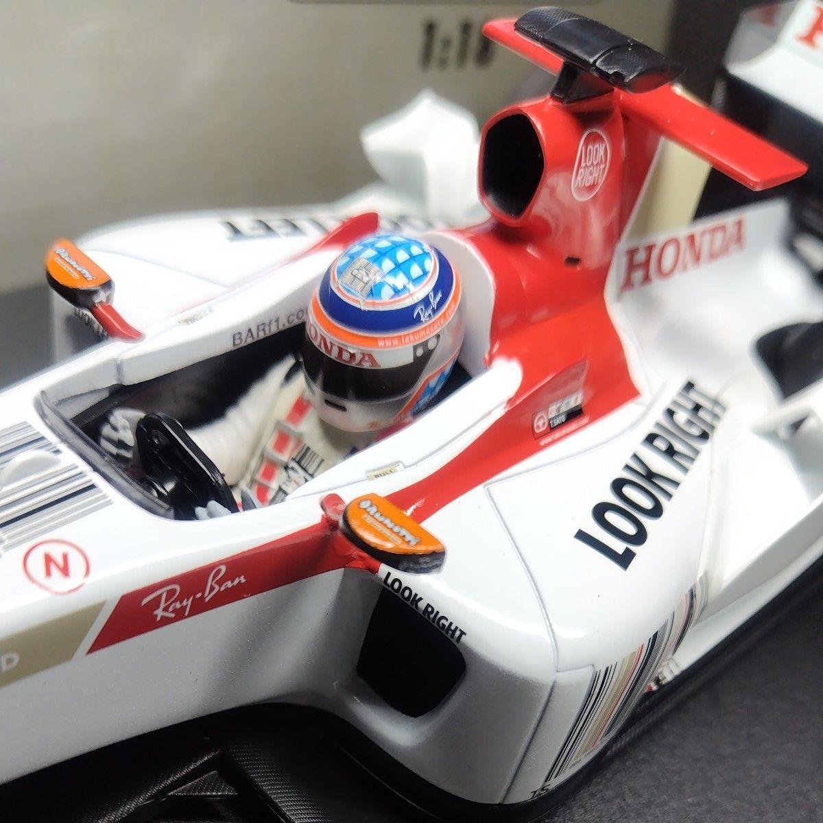 ミニカー 1/18 ミニチャンプス  B.A.R HONDA 006 T.SATO #10