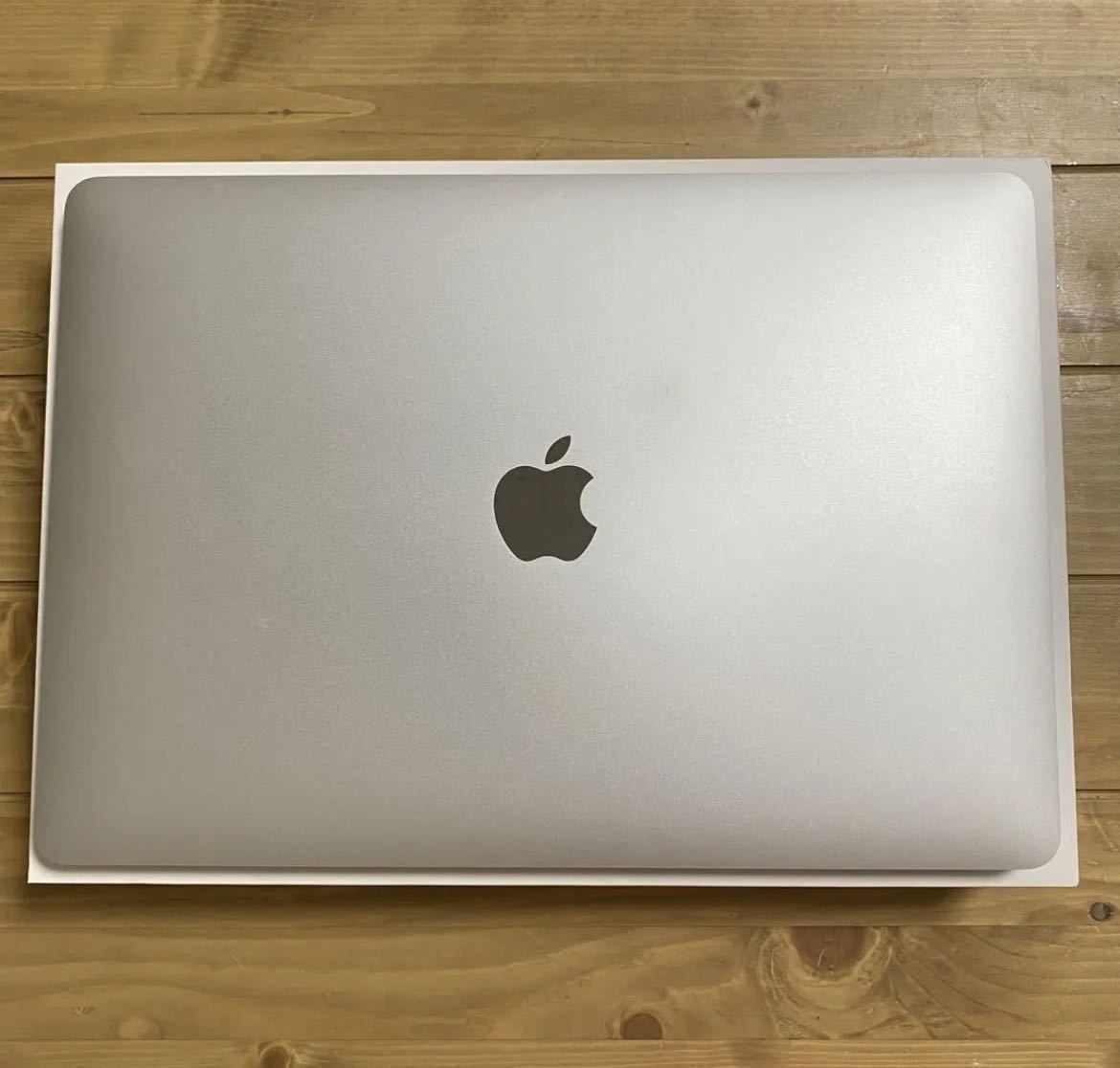 26日までの限定価格 MacBook Air 13インチ 2020モデル M1チップ搭載 