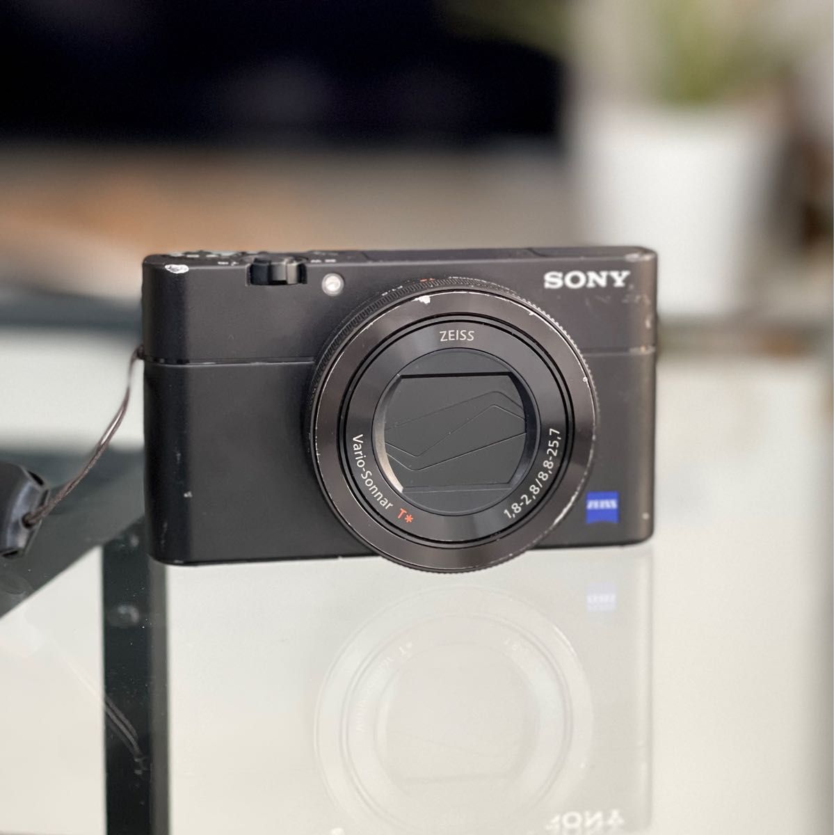 SONY Cyber−Shot T DSC-T900 コンパクトカメラ コンデジ 売りです
