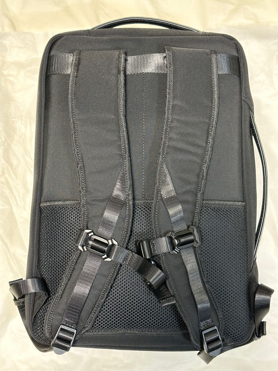 新品 ZERO HALLIBURTON バックパック80473-01
