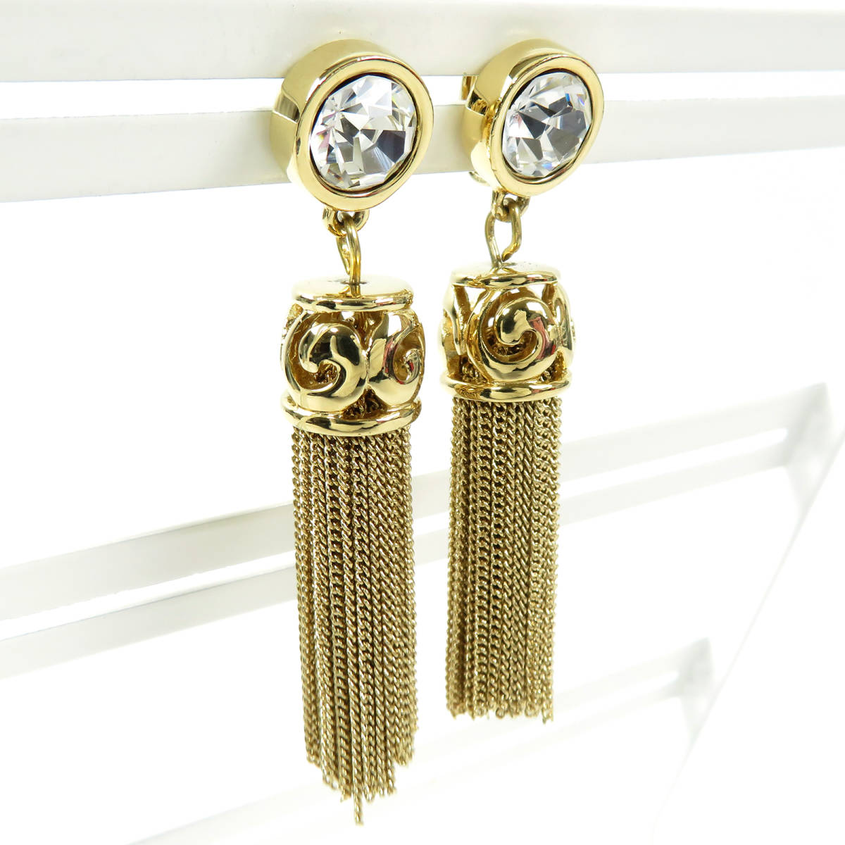  beautiful goods rare Vintage GIVENCHY Givenchy tassel rhinestone earrings Gold clear fringe G Logo chain ji van si.