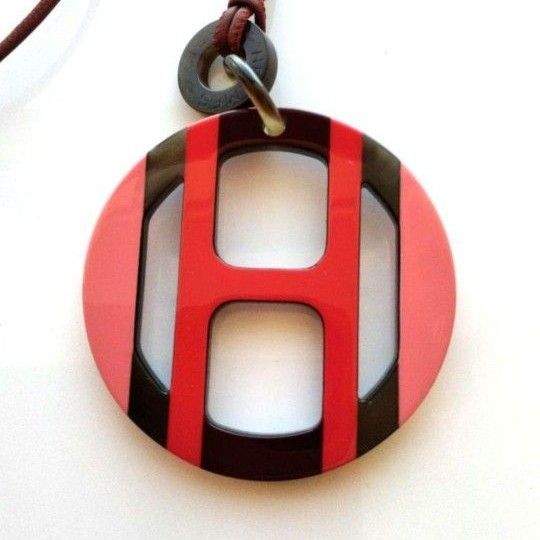 美品】エルメス バッファローホーン ネックレス ペンダント H 美品】エルメス バッファローホーン ネックレス ペンダント H