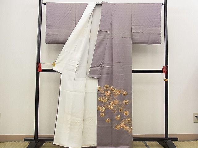 着物屋ほのか■豪華色留袖 駒刺繍 総刺繍 流水菊花文 金糸 逸品 rf0696の画像3