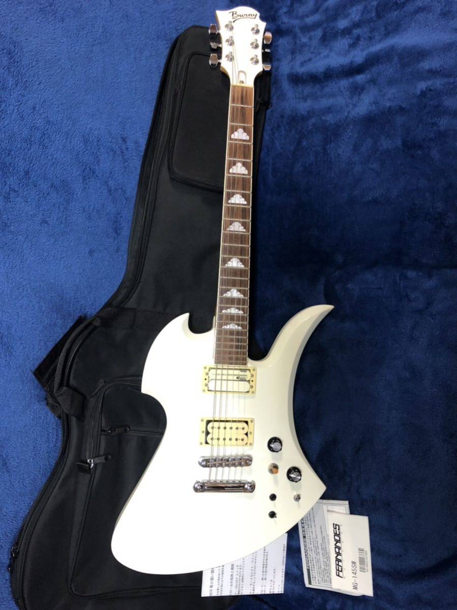 Yahoo!オークション - hide ギター MG-145SW 限定モデル Yahoo!オークション - hide ギター MG-145SW 限定モデル