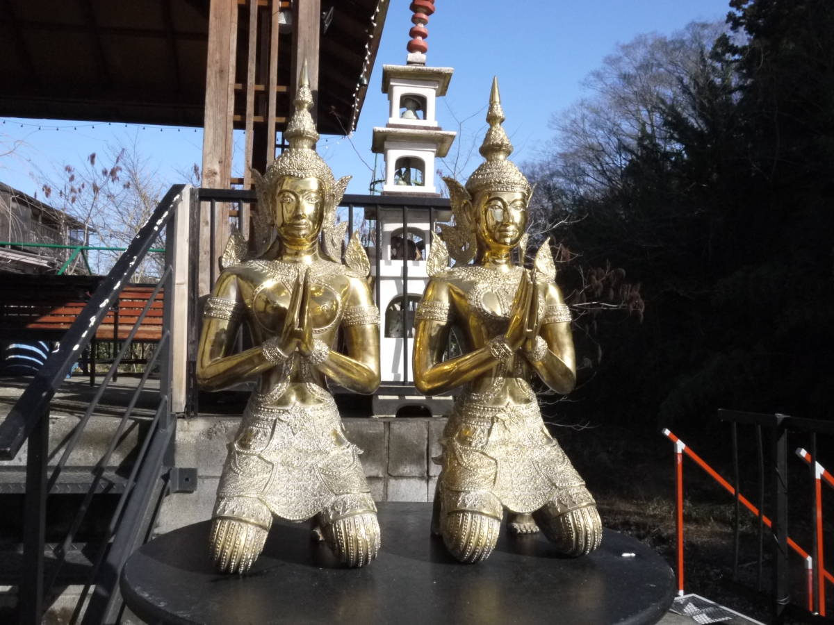 【A30114】タイ・ テッパノム の菩薩像 一対 彫像 アユタヤ王国 上座部仏教 出家 寺院 金属工芸 銅製？高さ75cm 重さ10.3kg_画像1