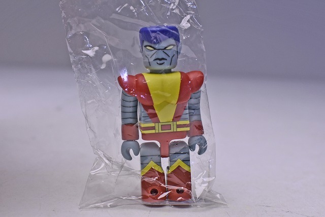 キューブリック ★ KUBRICK ★ MARVEL ★ COLOSSUS ★ メディコム・トイ ★ MEDICOM TOY ★ 中古品 ★ 箱付き ★ 2_画像2