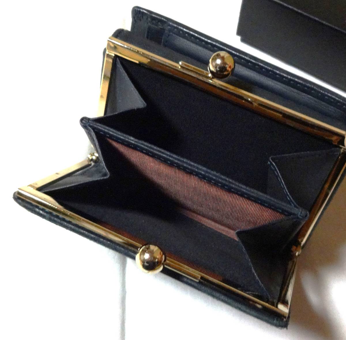 ☆USED!Paul Smithポールスミス、女性用紺色三つ折り財布、がま口