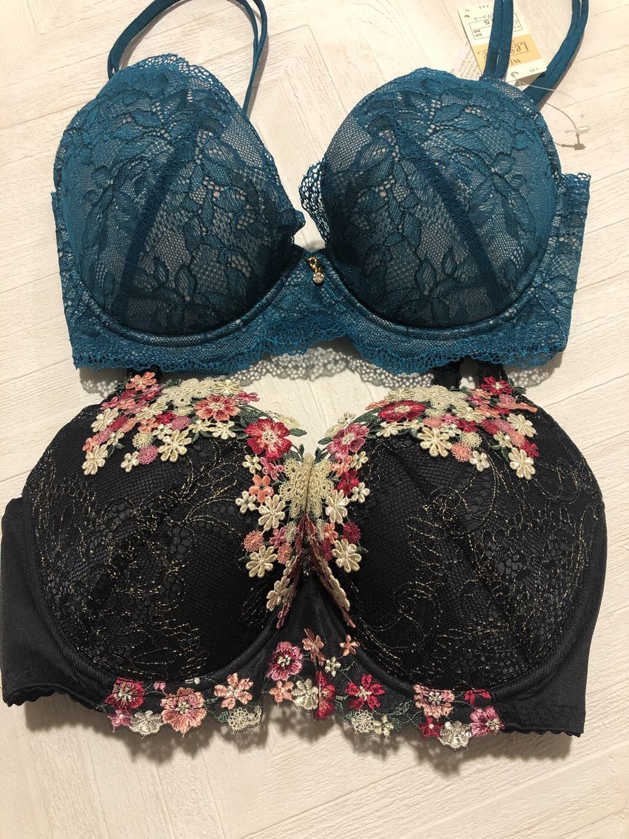Wacoal レシアージュ F65 4点セット|PayPayフリマ