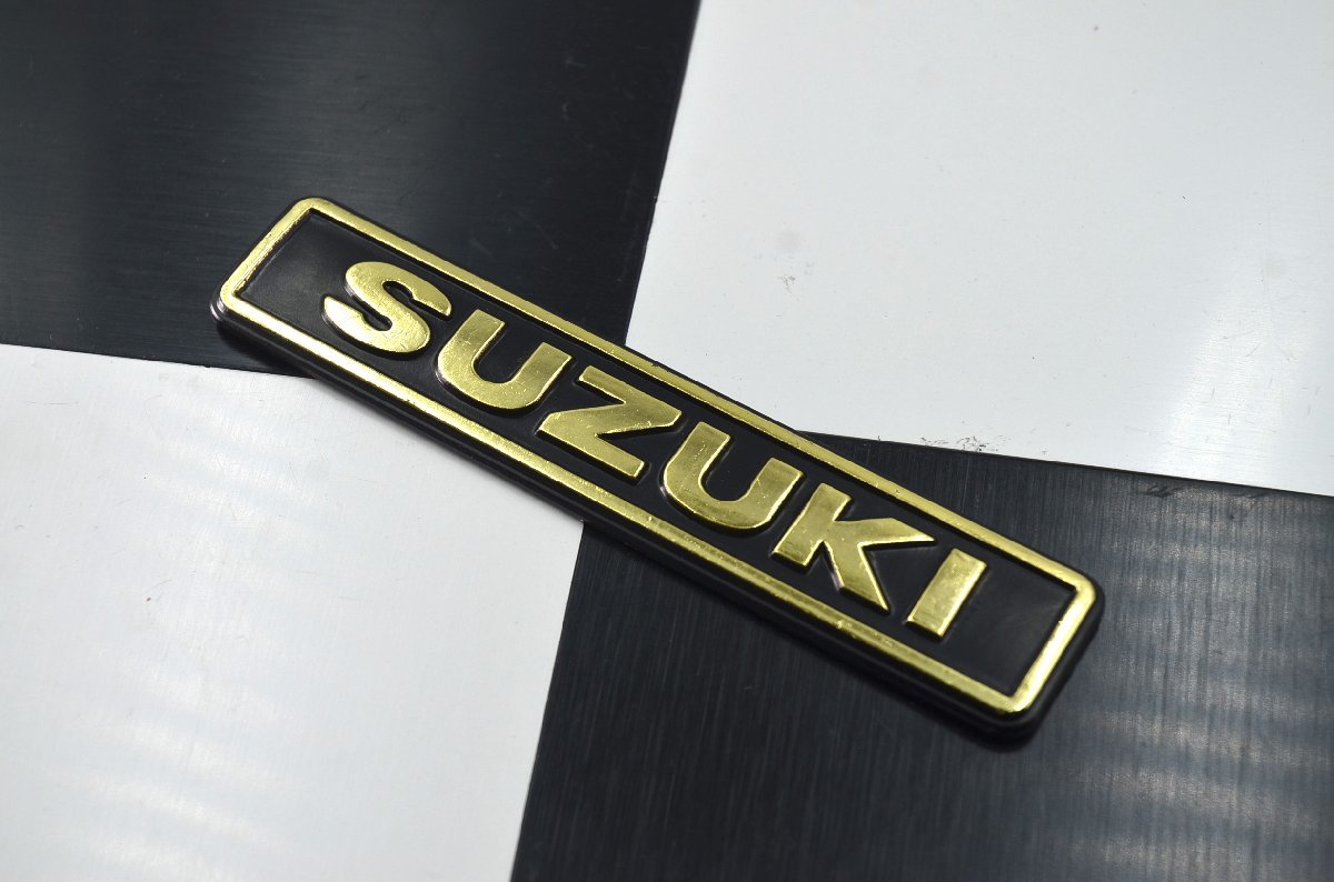 通常 1本タイプ GT380 GS400 GSX400E ザリ Suzuki 凹みエンブレム 左右 