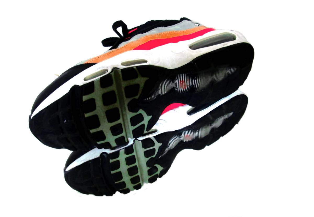 完売カラー　定番モデル　ナイキ　NIKE AIRMAX 95 ESSENTIAL　ナイキ　エアマックス９５　ES　エッセンシャル　２７．０ｃｍ　 AT9865-002_画像7