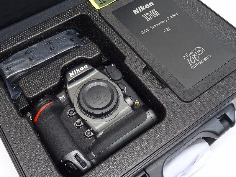 Yahoo!オークション - 【新品未使用】Nikon D5 100th Yahoo!オークション - 【新品未使用】Nikon D5 100th