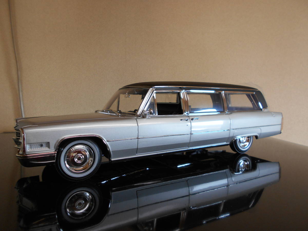 グリーンライト 1/18 キャデラック 1966 霊柩車 未展示品 pa-blora.go.id