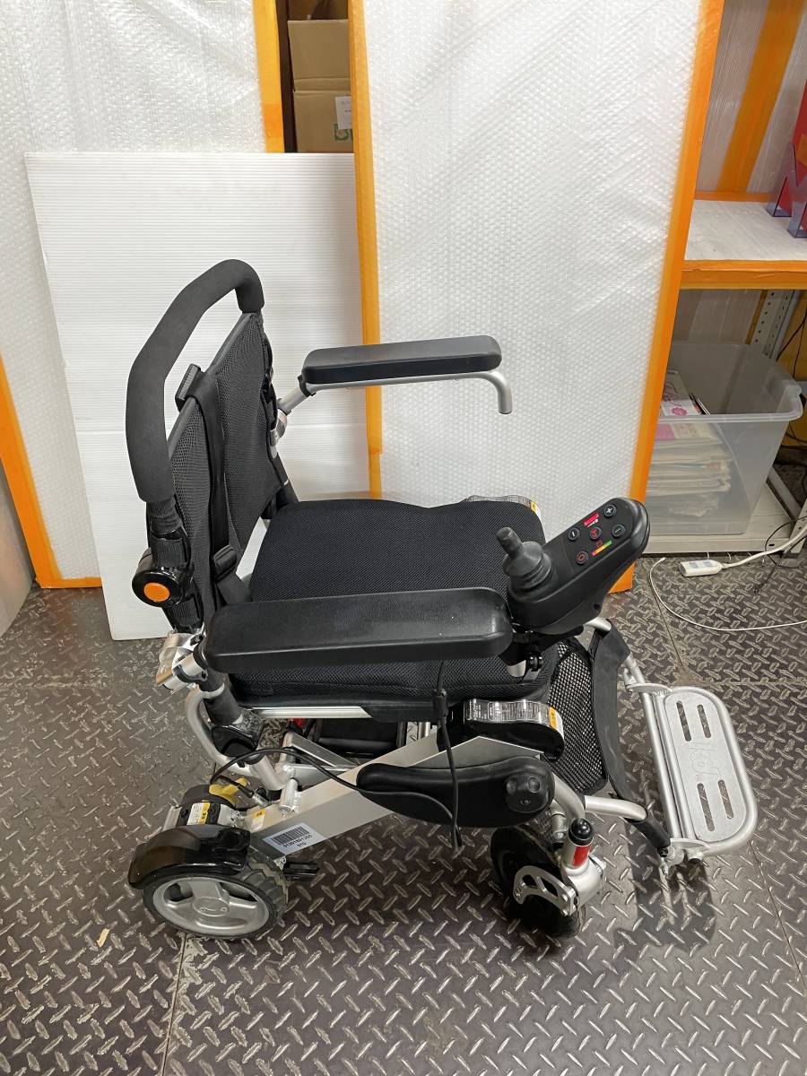 ワンタッチ折りたたみ電動車椅子『ラスレル』 日本新販売 www.m