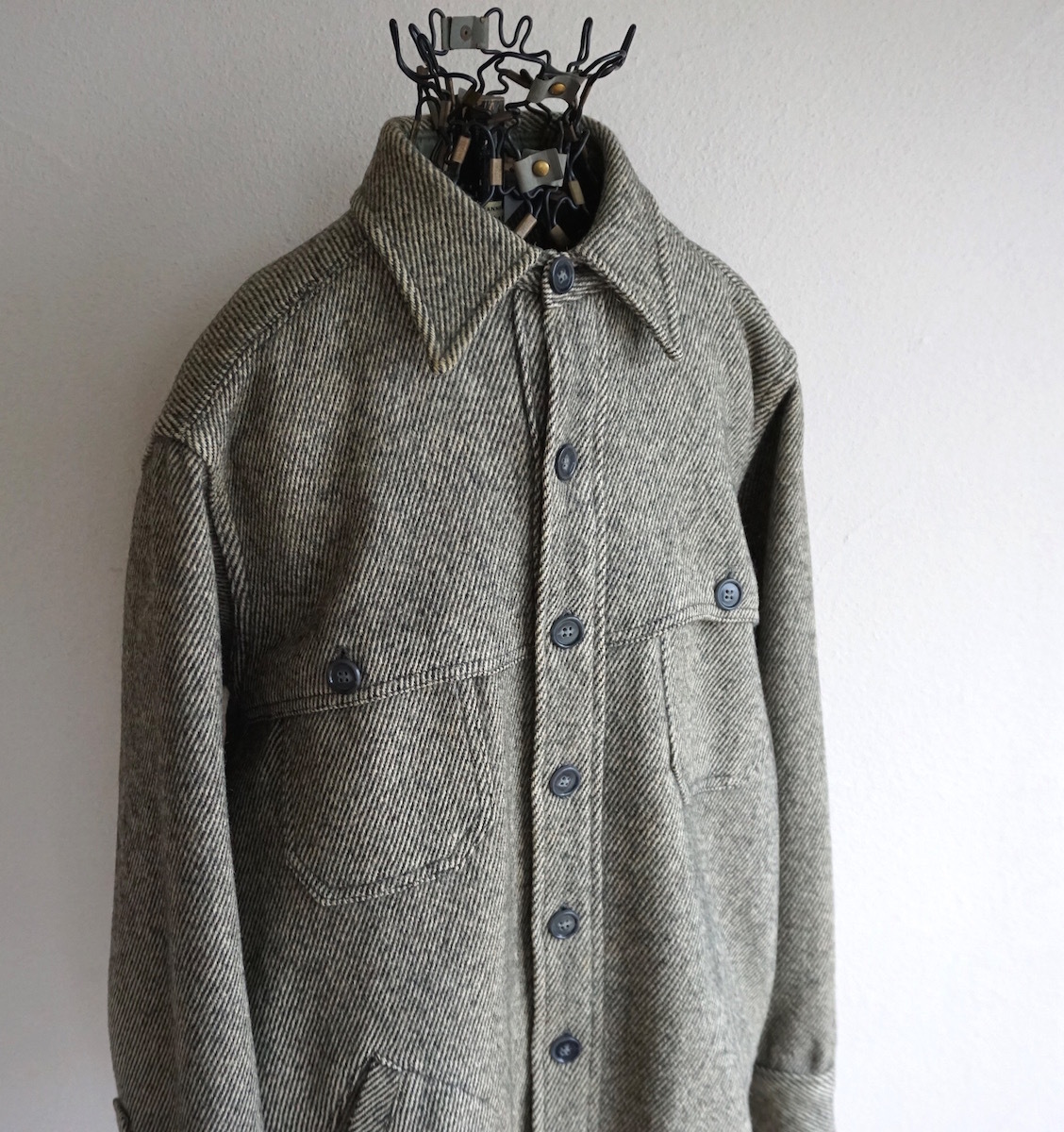 1970s ヴィンテージ Woolrich ケープコート型ウールシャツジャケット L 白黒 斜めストライプ ウールリッチ ダブルマッキーノ CPO USA 古着_画像1