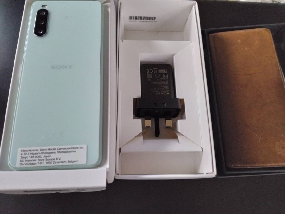 人気ブランド SIMフリー XQ-AU52 Ⅱ 10 Xperia 中古美品 SONY ミント