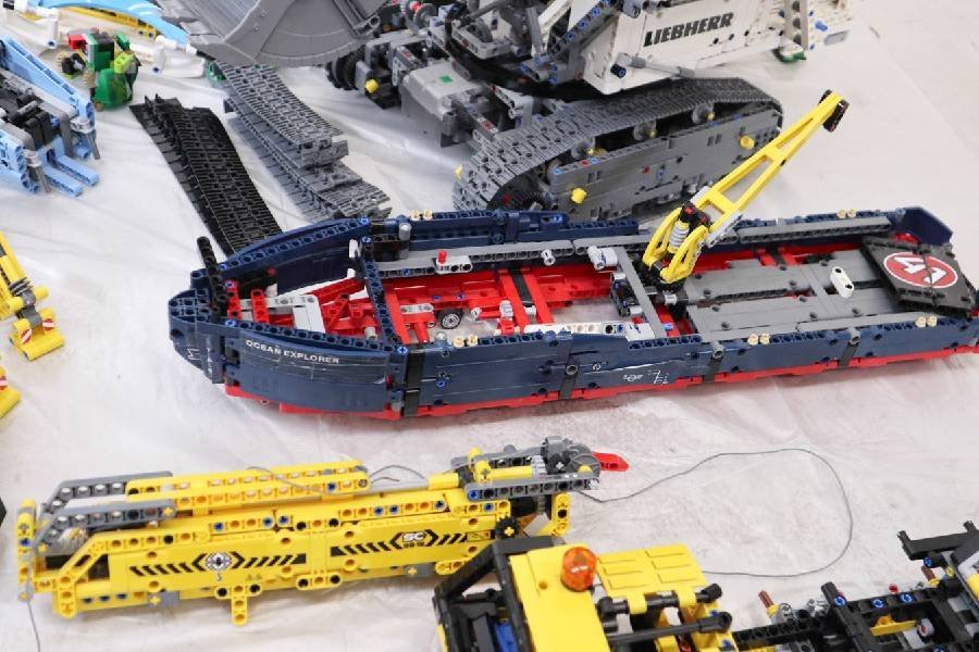 ★LEGO レゴテクニック 他★LIEBHERR ショベルカー他 大量セット★まとめて 什器 戦闘機 船★517h09の画像9