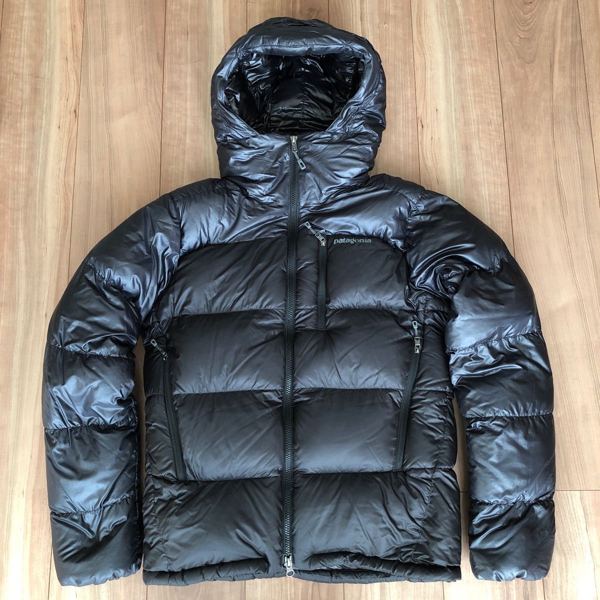 美品 patagonia パタゴニア フィッツロイ ダウンジャケット FITZ 美品 patagonia パタゴニア フィッツロイ ダウンジャケット FITZ