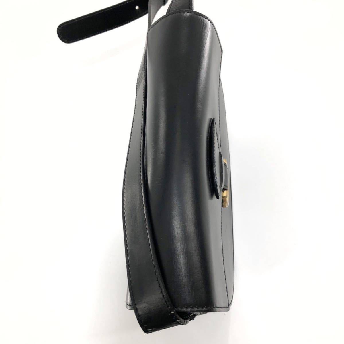 CELINE セリーヌ 金具 ショルダーバッグ 馬蹄 ブラック レザー