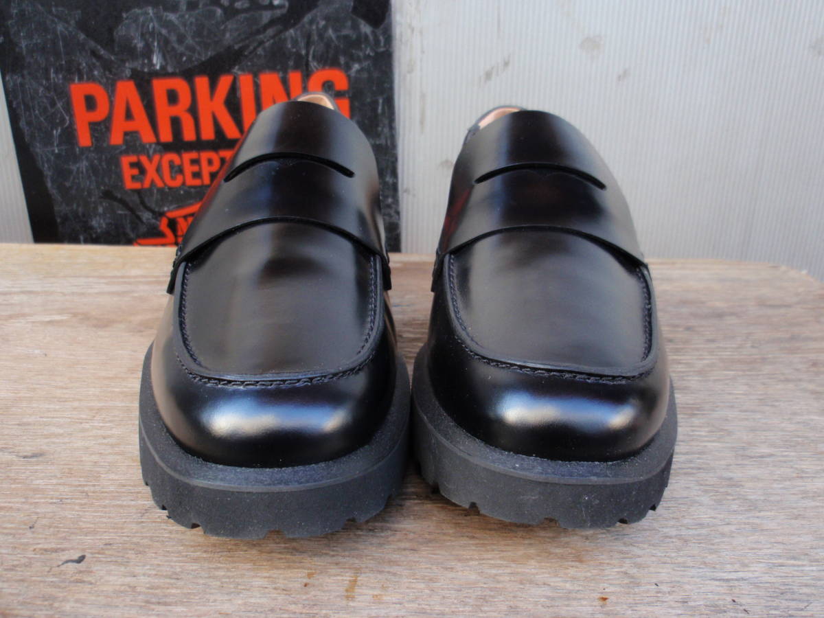  unused! Cole Haan black leather. Loafer shoes / sandals size 6.1/2B