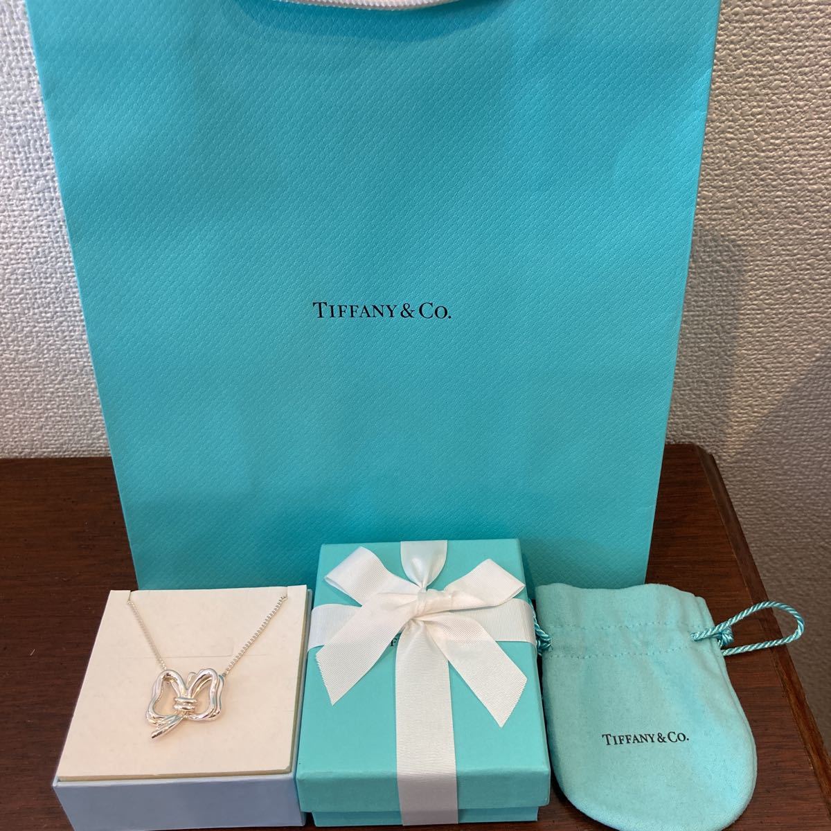 レア!! 新品 正規品 ティファニー tiffany&co ネックレス シルバー ケース巾着紙袋リボン 箱　プレゼント　ティファニーアンドコー_画像2