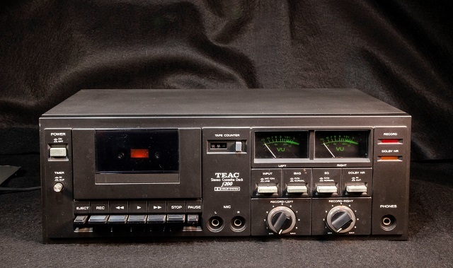 Yahoo!オークション - TEAC カセットデッキ f-200 【ジャンク品】 Yahoo!オークション - TEAC カセットデッキ f-200 【ジャンク品】