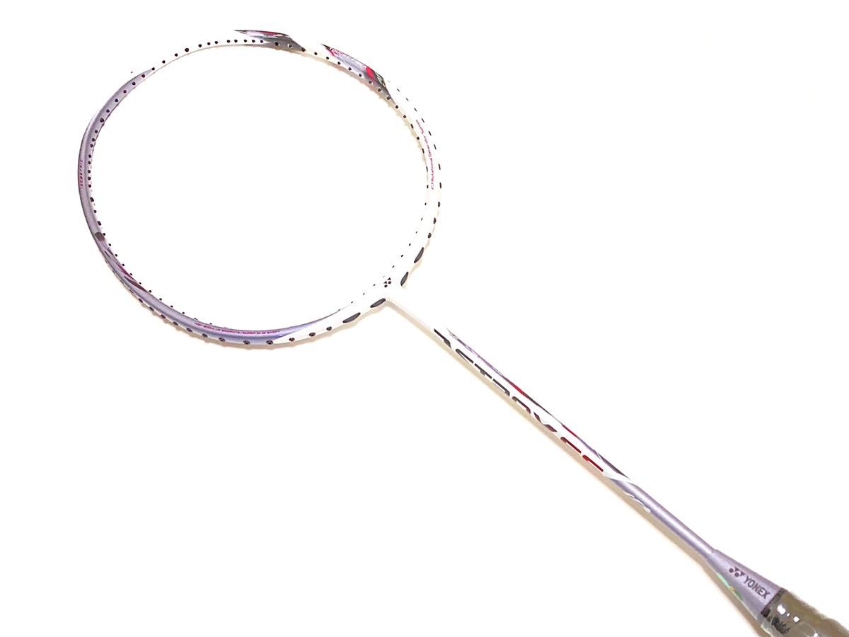 ヨネックス アストロクス66 YONEX