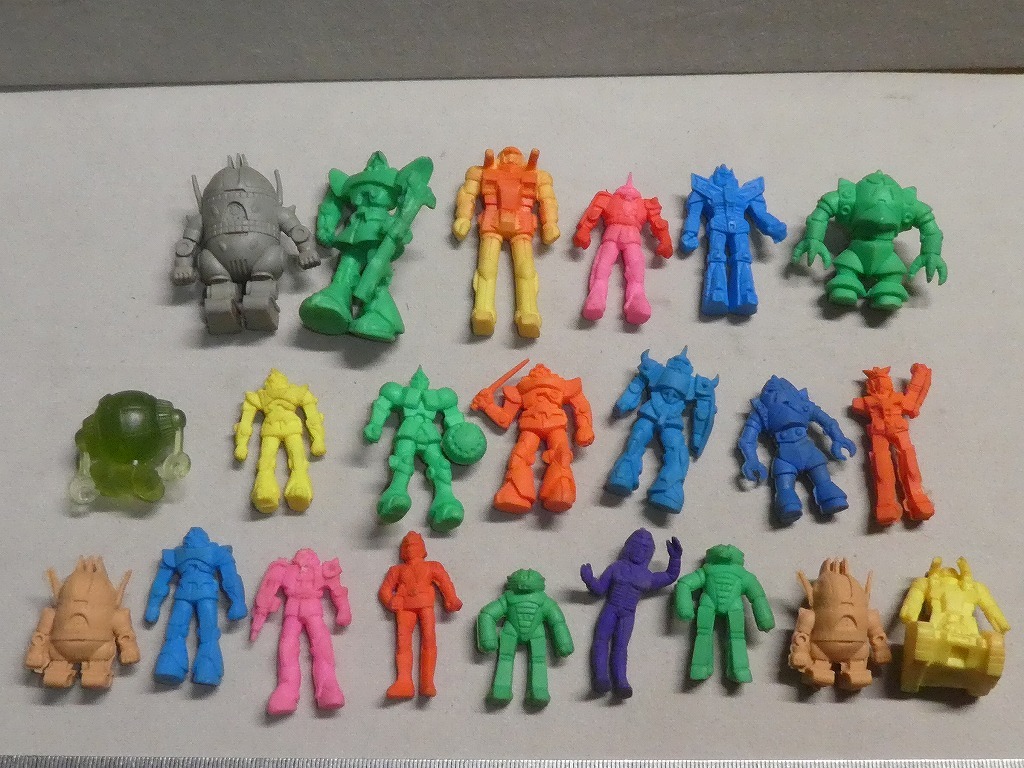 ☆ガンダム 消しゴム まとめて22点 当時物 レトロ おもちゃ ガン消し