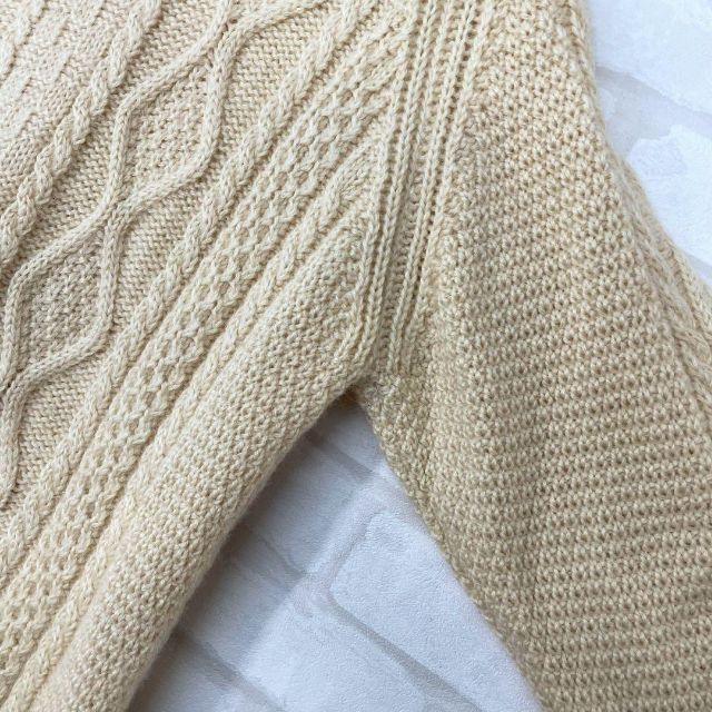 【大人気】イギリス製 ヴィンテージ Oldderby Knitwear タートルネック アランニット セーター アイボリー メンズ Ｌサイズ_画像4