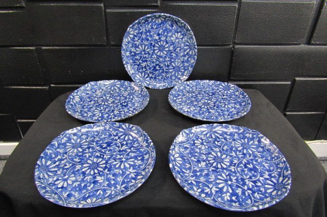 t4453 美品 銘あり 藍 お皿5枚 プレート 平皿 食器 藍色 ブルー 草花柄 総柄 直径約21cmの画像1