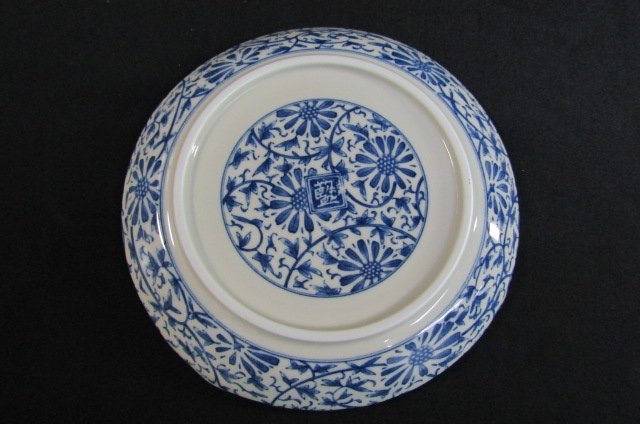 t4453 美品 銘あり 藍 お皿5枚 プレート 平皿 食器 藍色 ブルー 草花柄 総柄 直径約21cmの画像3