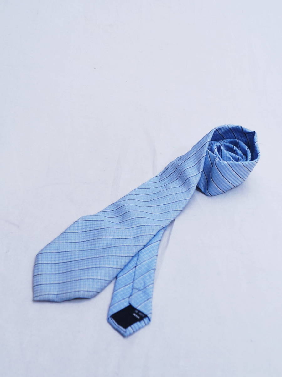 * Calvin Klein necktie stripe pattern * light blue 
