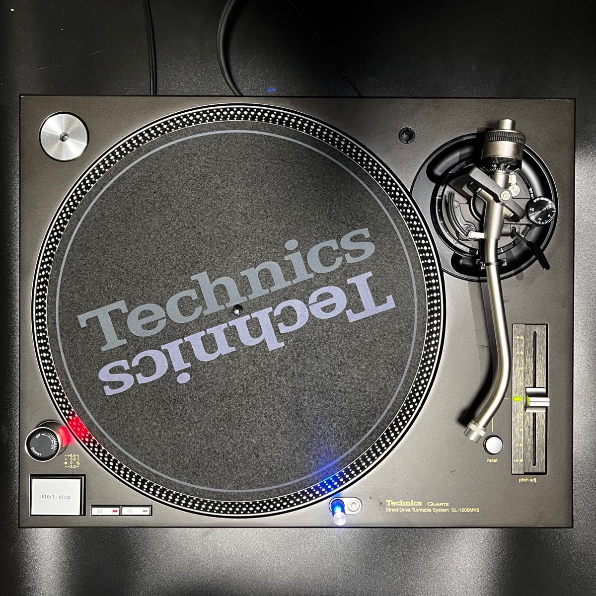 中古　Technics SL-1200 MK6 テクニクス ターンテーブル　ブラック　レコードプレイヤー