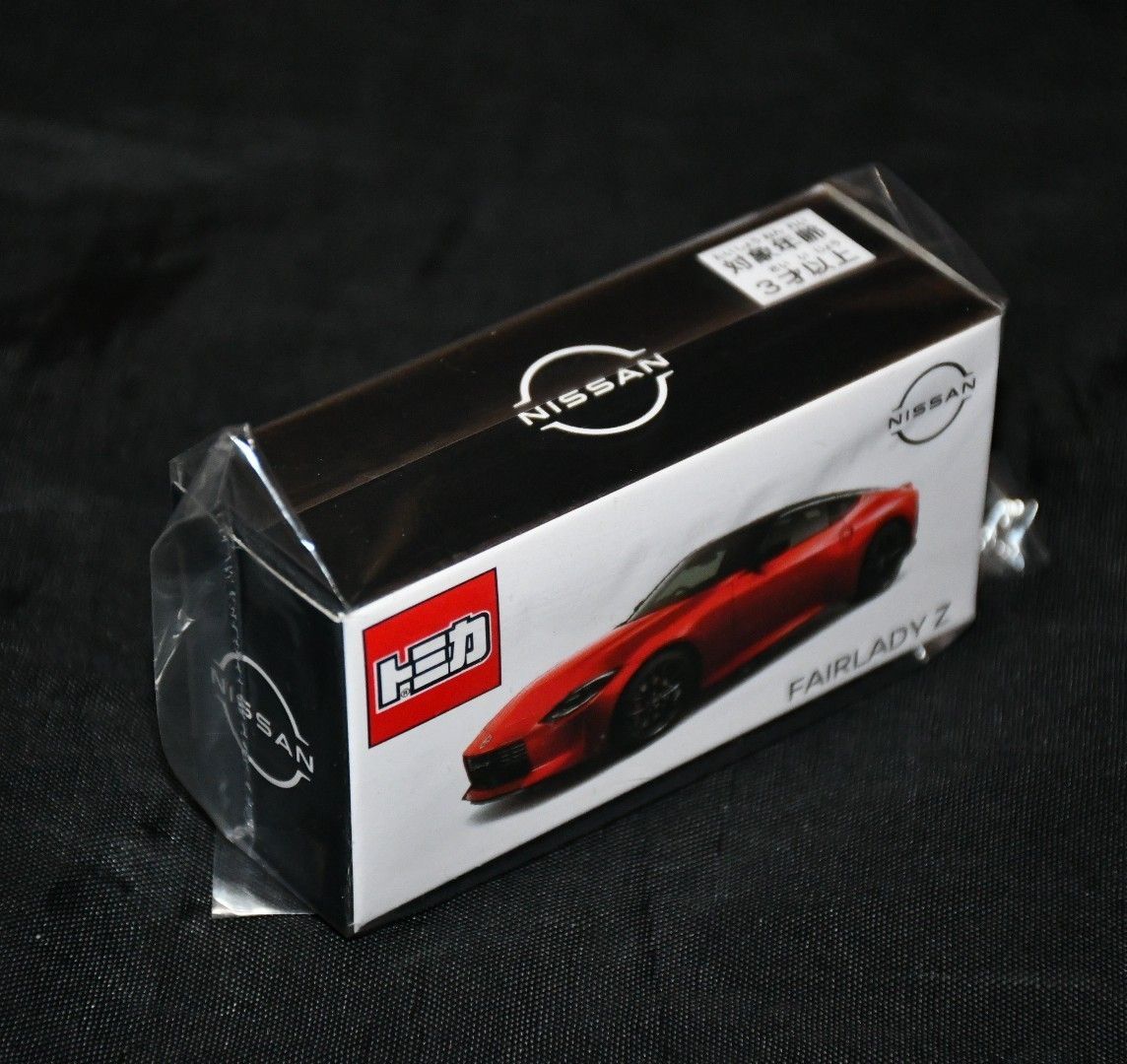 【未開封・新品】フェアレディZ(カーマインレッド)日産オリジナルトミカ ニスモフェスティバル限定 日産オンラインショップ限定