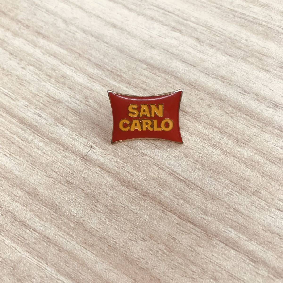 ピンバッジ 【SAN CARLO】フランス雑貨アンティーク2023011395_画像1