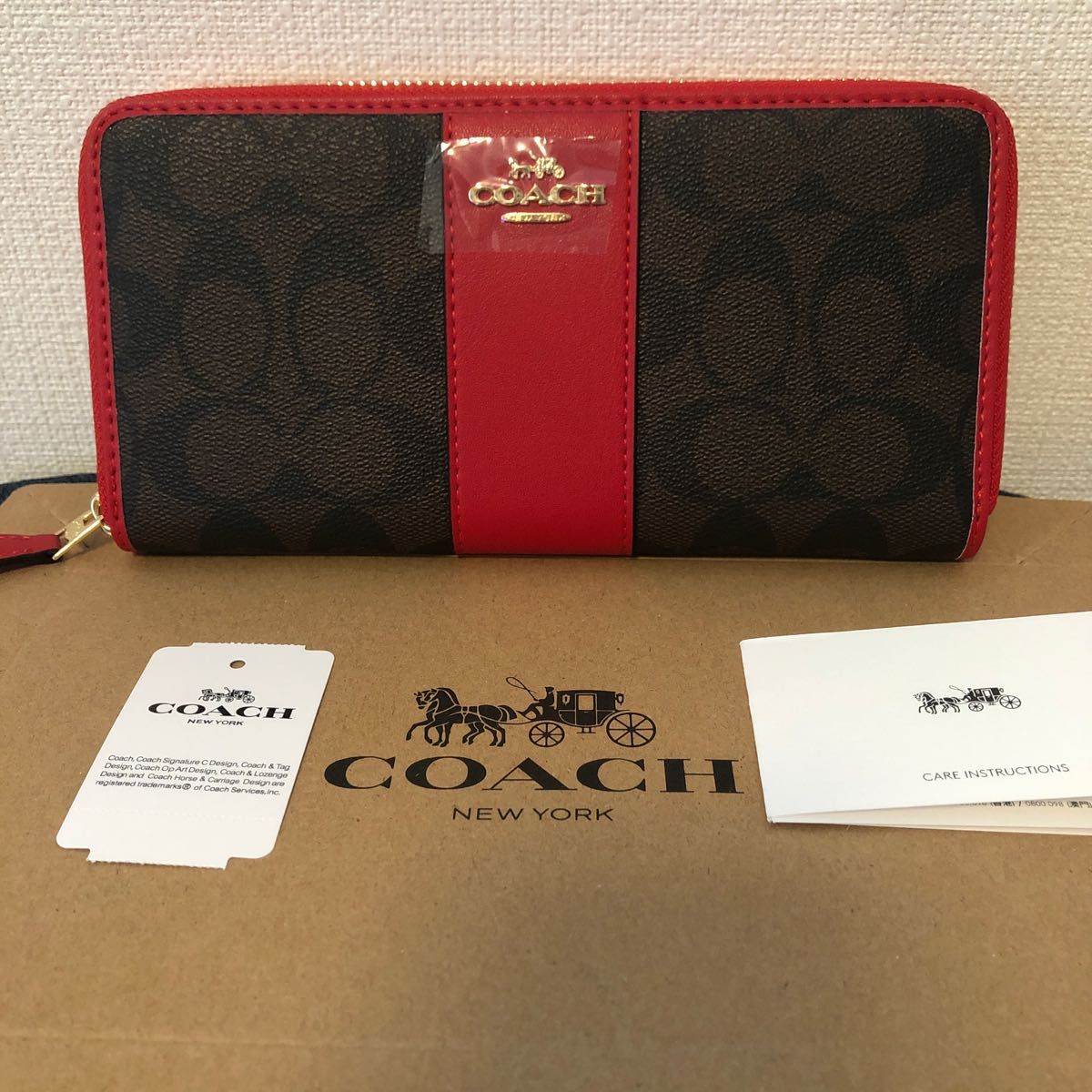 新品未使用 COACH コーチ長財布 ラウンドファスナー シグネチャー柄