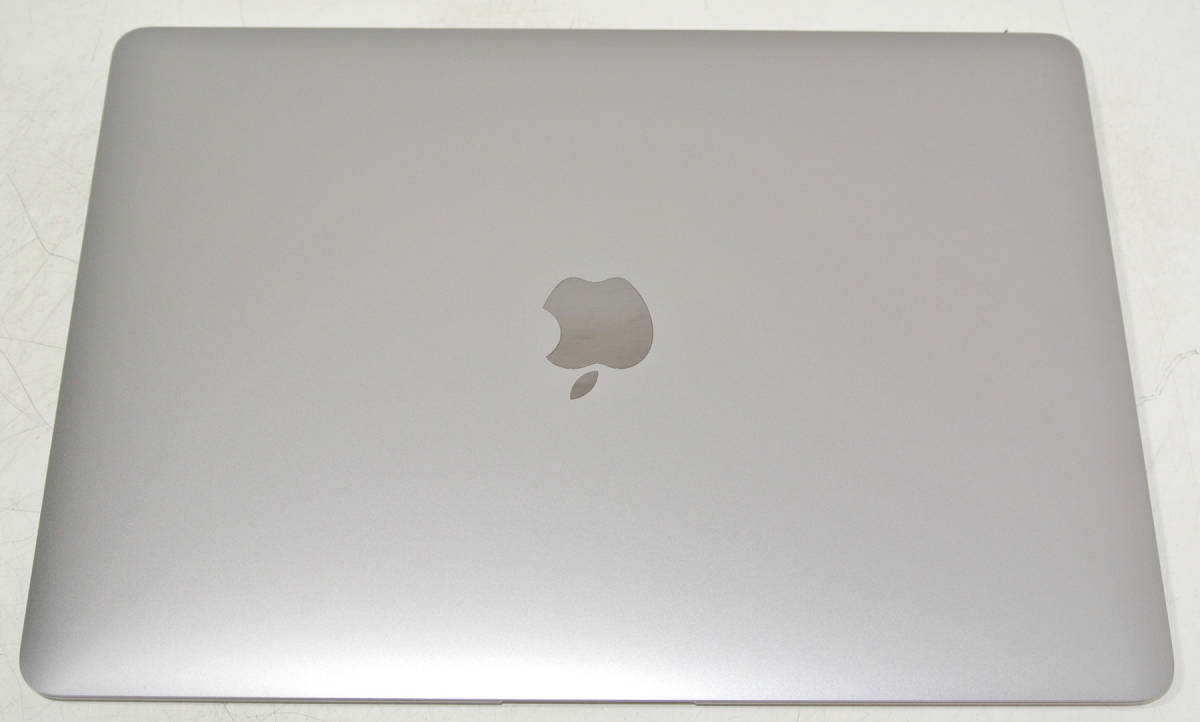 Apple MacBook Air(M1 2020) MGN63J/A [スペースグレイ]  2020年モデル/13.3インチ/M1チップ8コア/8GB/SSD256B/WQXGA/展示美品/激安