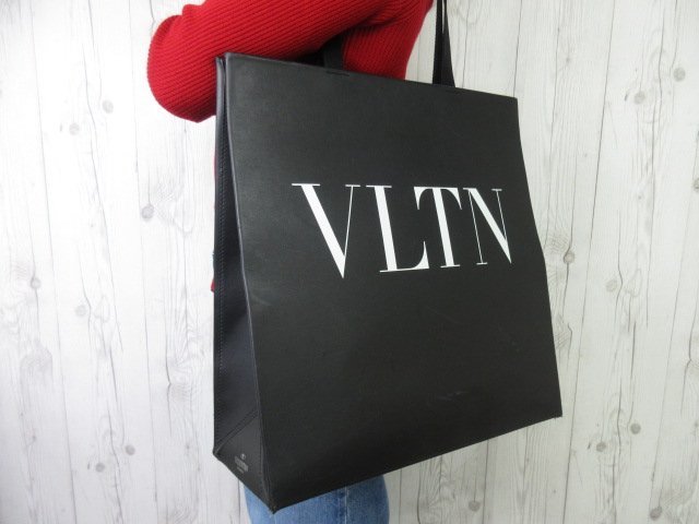 ヴァレンテ】 美品 VALENTINO GARAVANI ヴァレンティノ ガラヴァーニ
