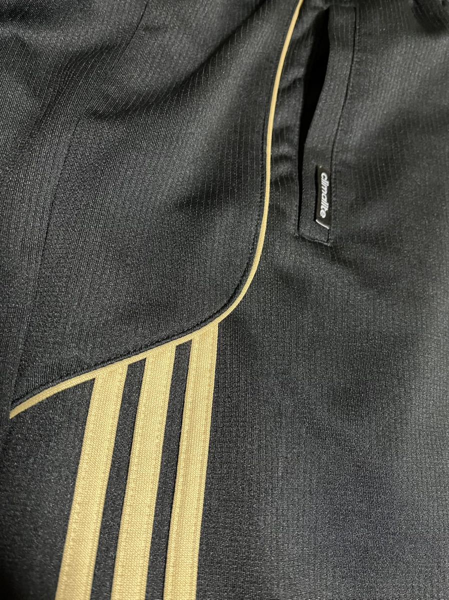  прекрасный товар adidas чёрный маленький . полоса, Logo Gold ( вышивка ламе ввод ) линия Gold 3шт.@ верх и низ в комплекте размер M