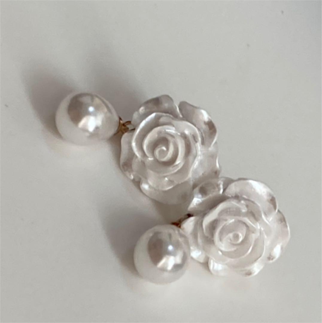  white rose. earrings white pearl flower Drop swaying earrings pearl manner 