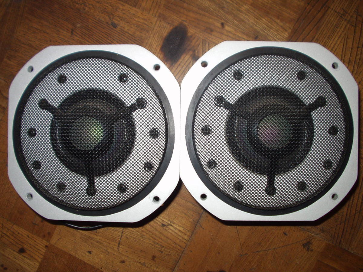 YAMAHA NS-1000M JA-0801 スコーカー 30万代。 YAMAHA NS-1000M JA-0801 スコーカー 30万代。