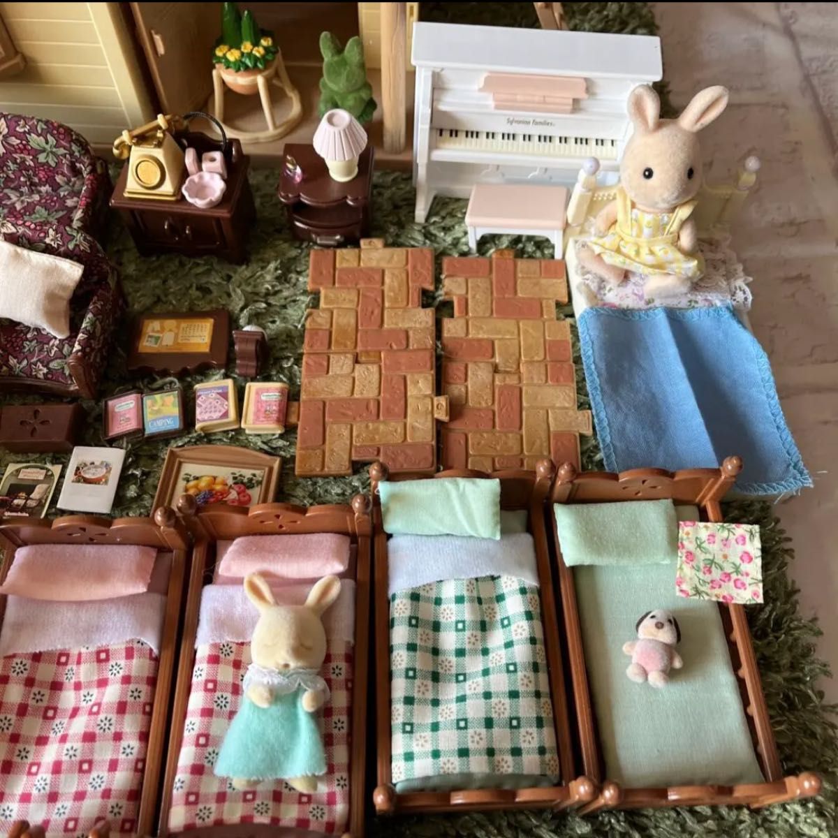人形 家具付き】シルバニアファミリー ハウスシリーズ きいちご 人形 家具付き】シルバニアファミリー ハウスシリーズ きいちご