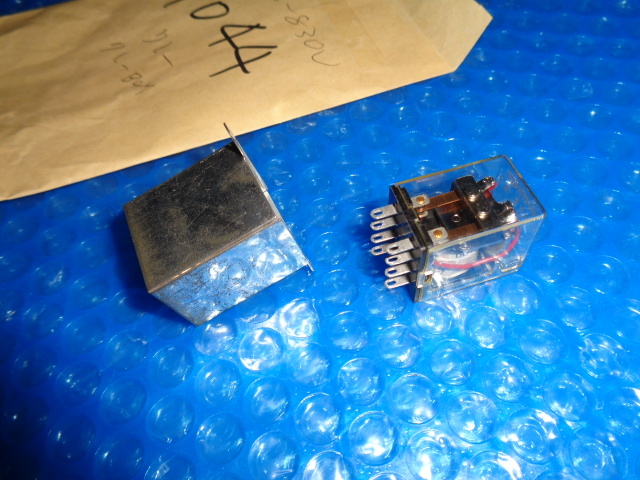 TS－８３０系　　リレー1個：BOX1個：美品！：TRIOHF無線機：　送料220円_画像2