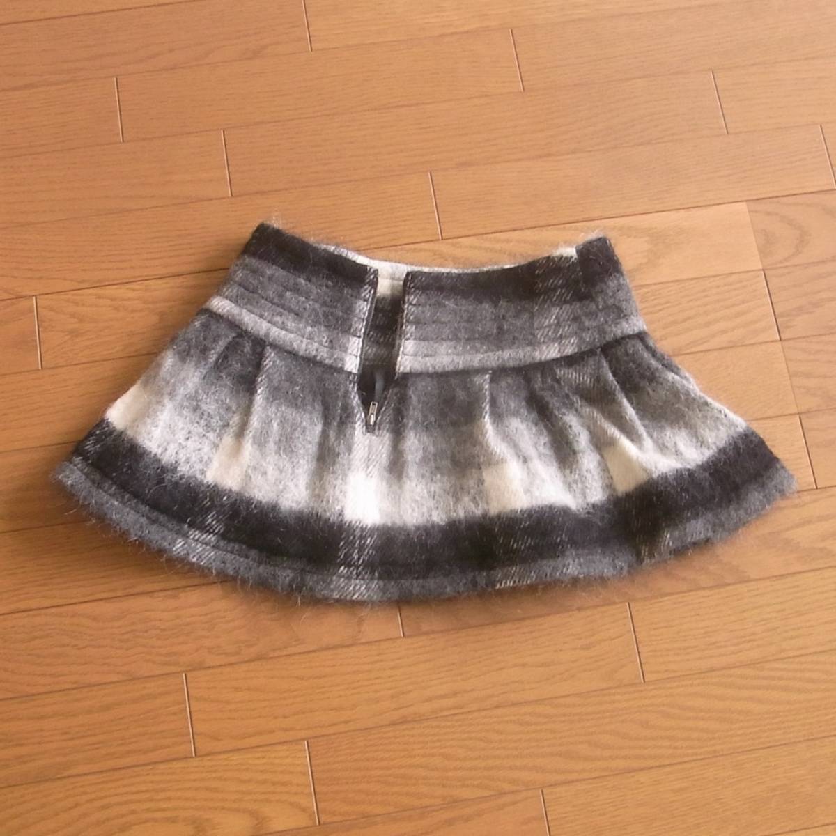  beautiful goods JILL STUART Jill Stuart miniskirt size 0 black × gray × white 
