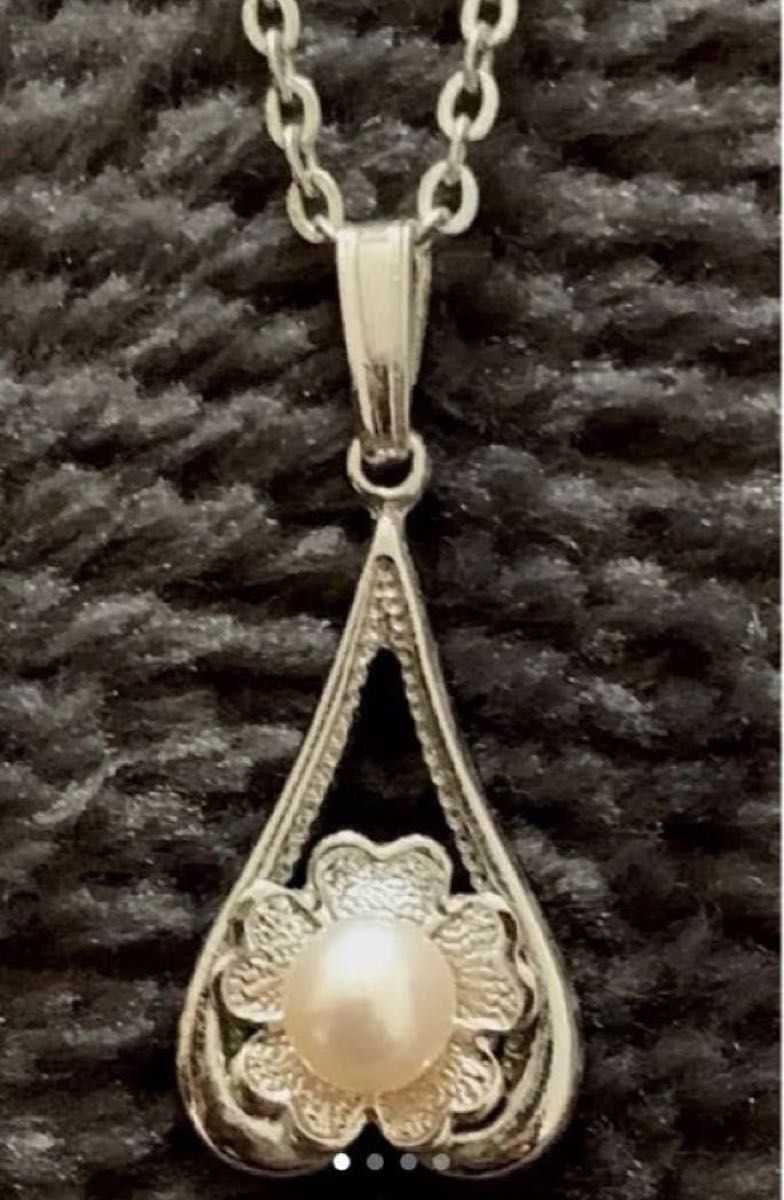 伊勢志摩真珠　本真珠一粒ネックレス　箱あり　シルバーのチェーン付き　新品未使用　になります。