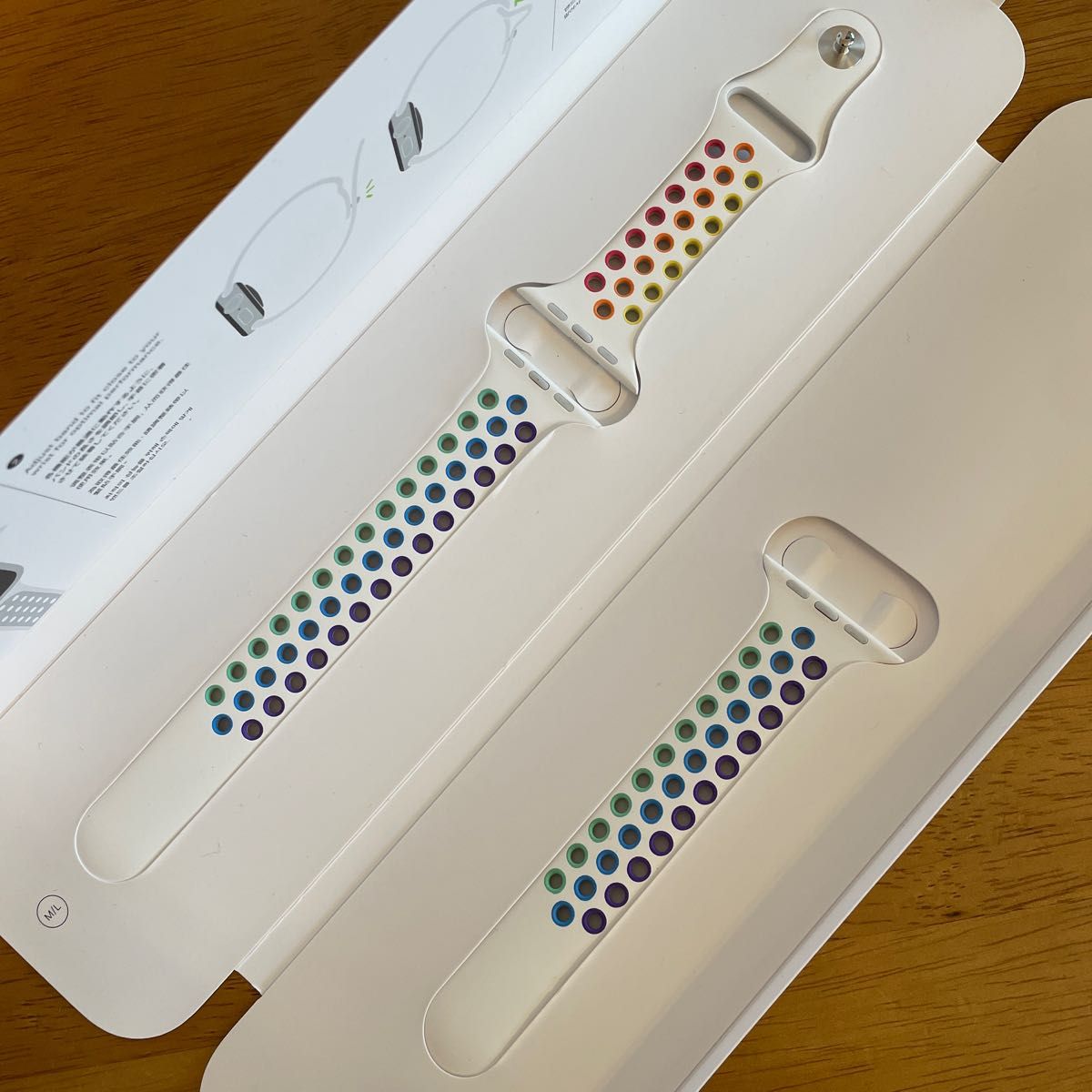 Apple Watch Nike スポーツバンド 44mm Pride Edition|Yahoo Apple Watch Nike スポーツバンド 44mm Pride Edition|Yahoo