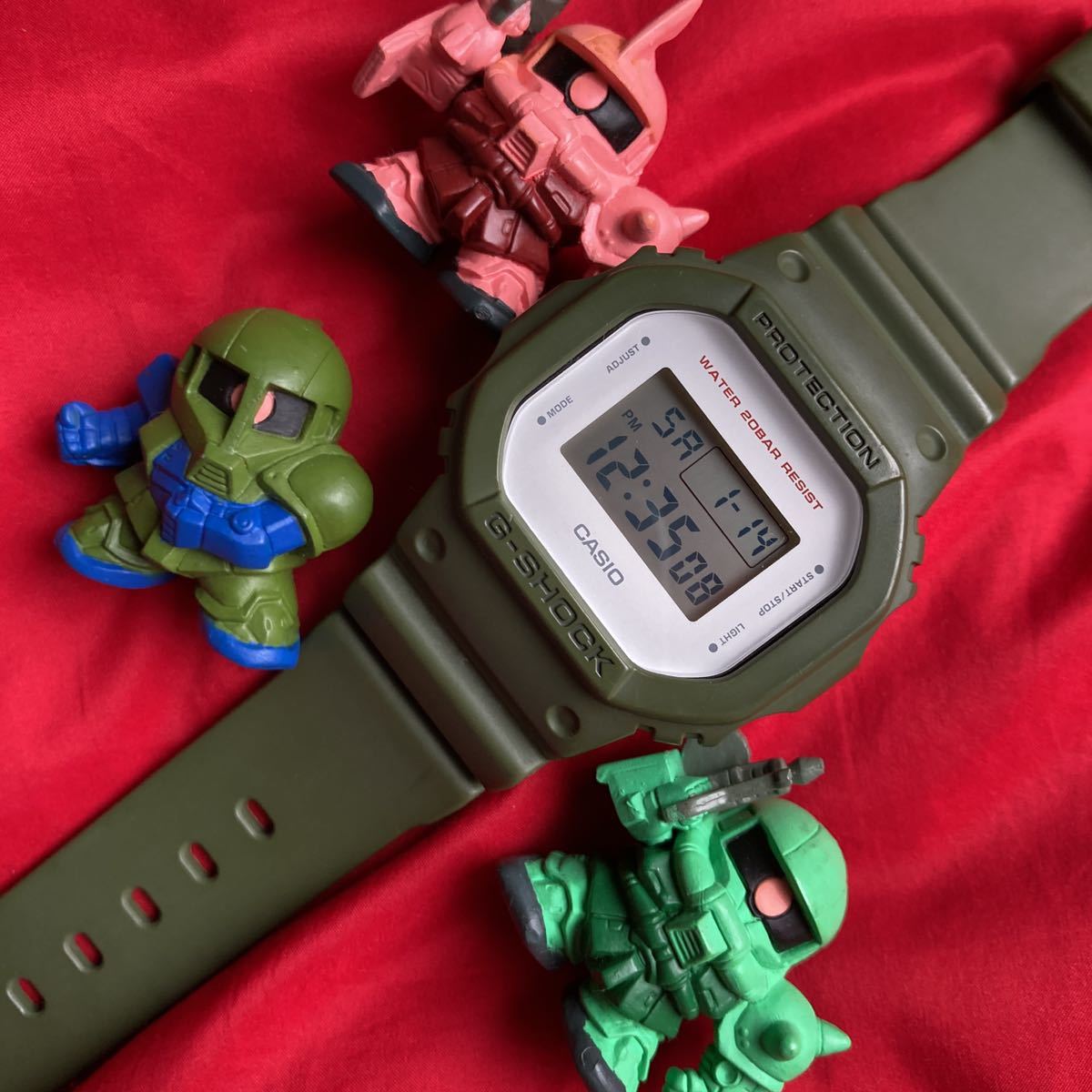 ギフト】 DW-5600 G-SHOCKスピード 限定DW-5600 即決有カーキ色 カシオ