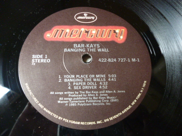 Bar-Kays / Banging The Wall シュリンク付オリジナルUS盤 LP FUNK ELECTRO Your Place Or Mine / Sex Driver / Missiles On Target 試聴_画像4