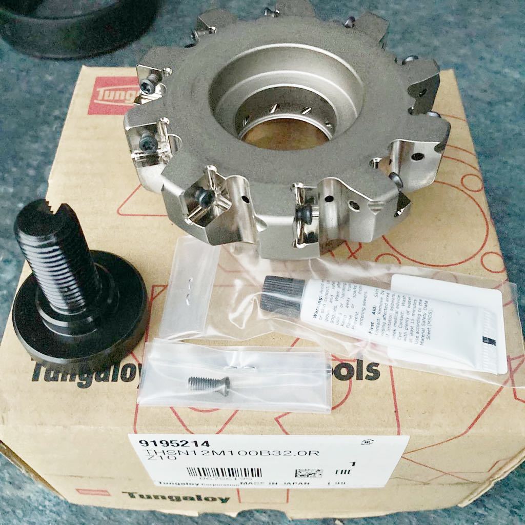F-24 東芝タンガロイ フェースミルφ100 THSN12M100B32.0RZ10 F-24 東芝タンガロイ フェースミルφ100 THSN12M100B32.0RZ10